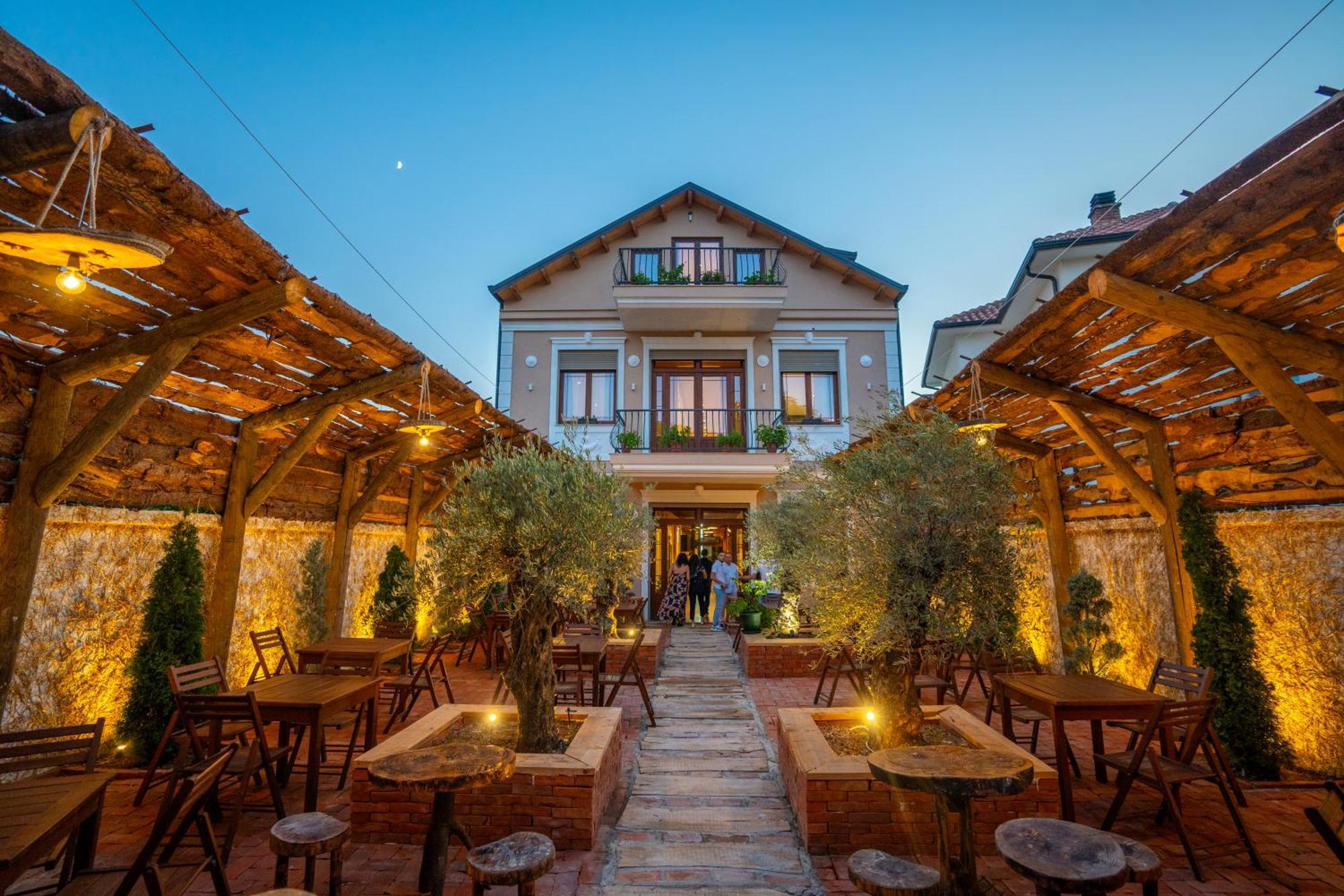 Gjuhadoli Hotel Restaurant Shkoder Exterior photo