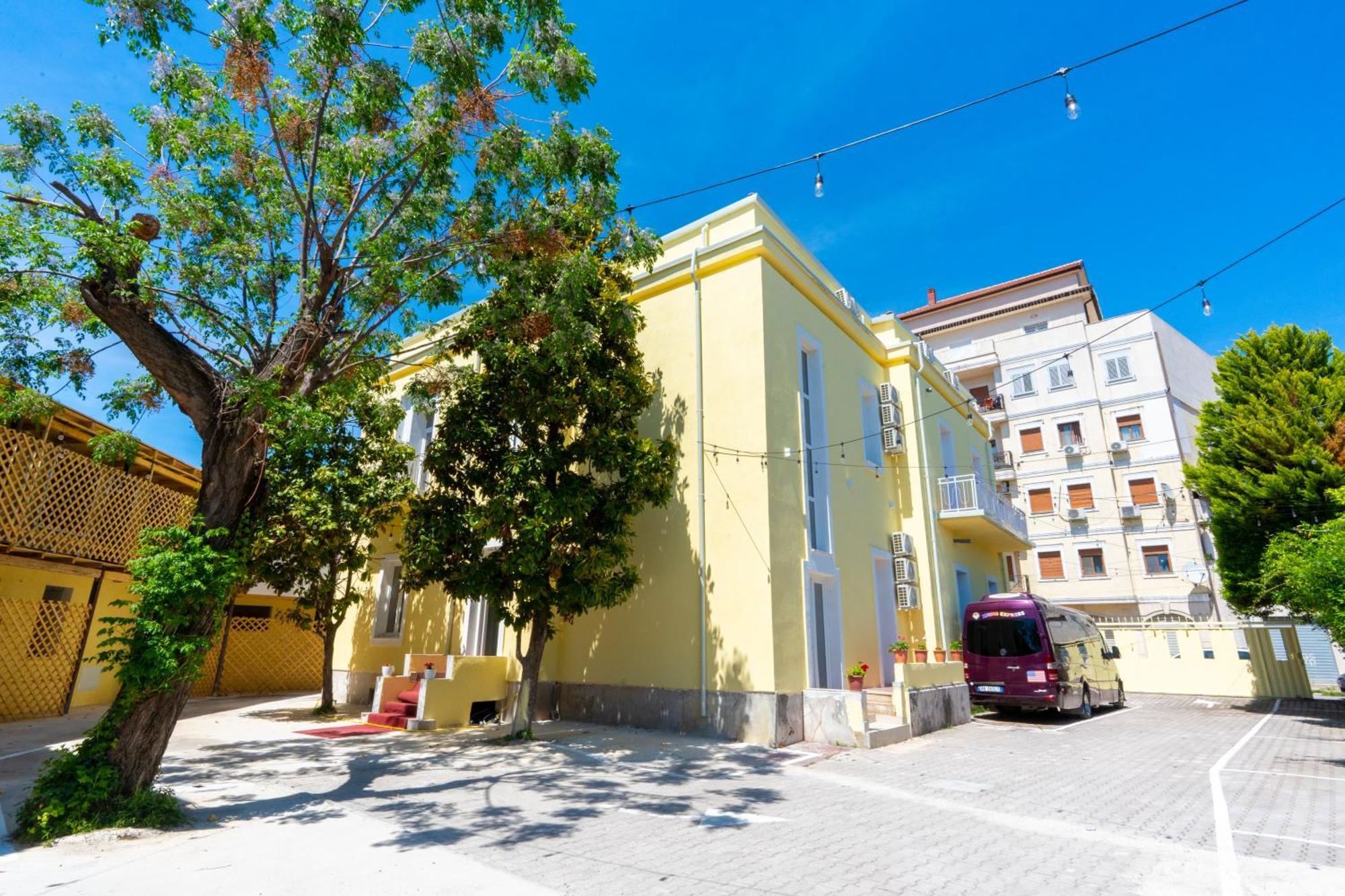 Gjuhadoli Hotel Restaurant Shkoder Exterior photo
